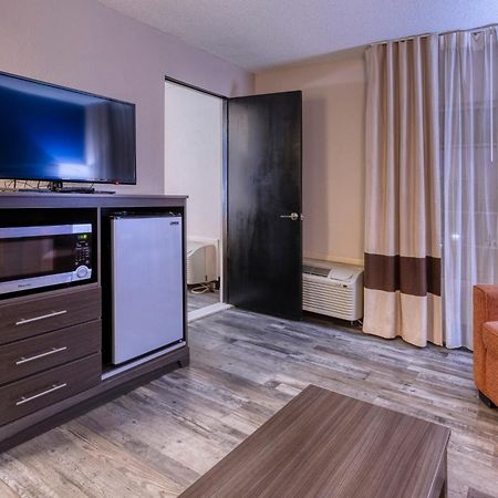 Baymont By Wyndham Casa Grande Hotel Екстериор снимка