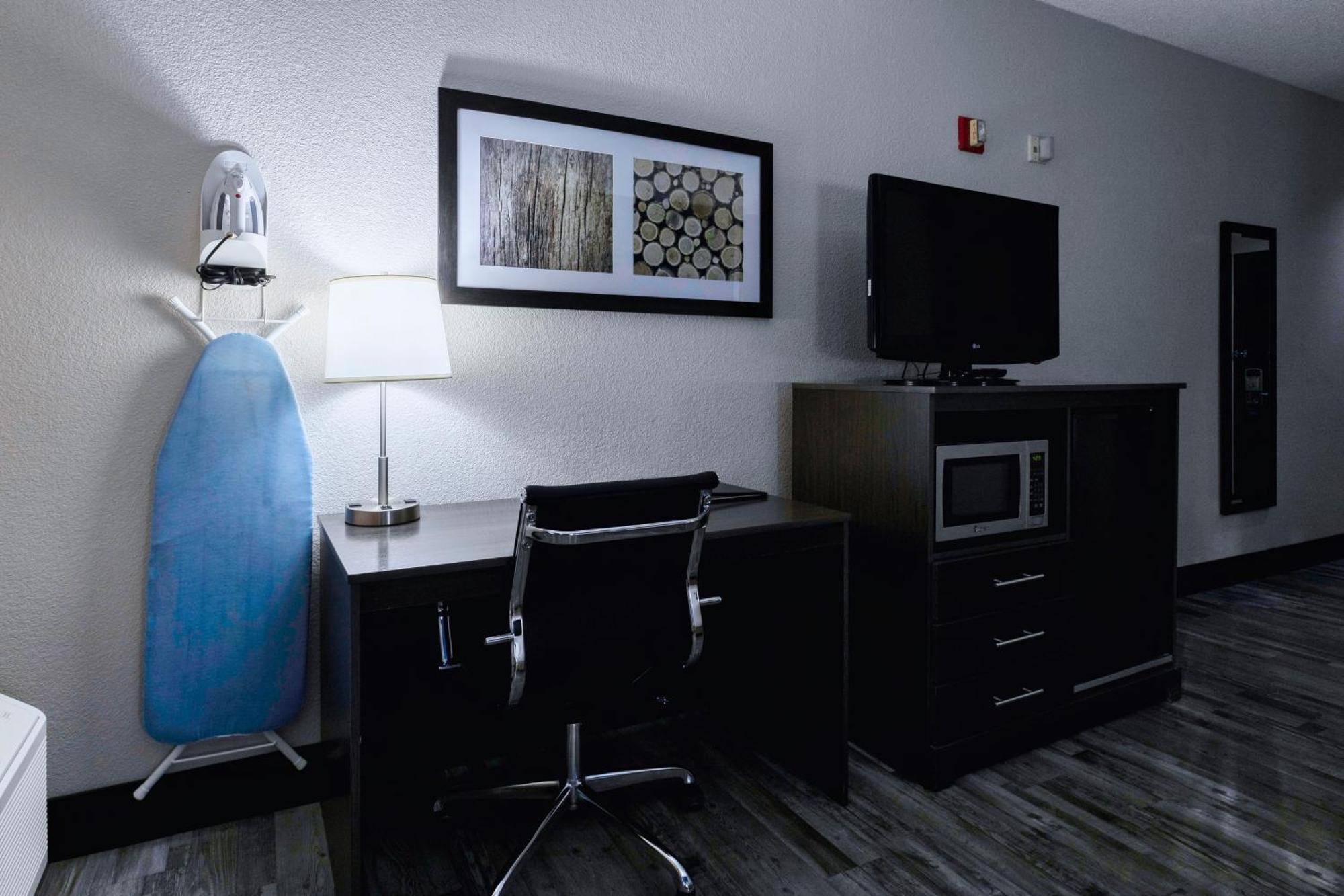 Baymont By Wyndham Casa Grande Hotel Екстериор снимка
