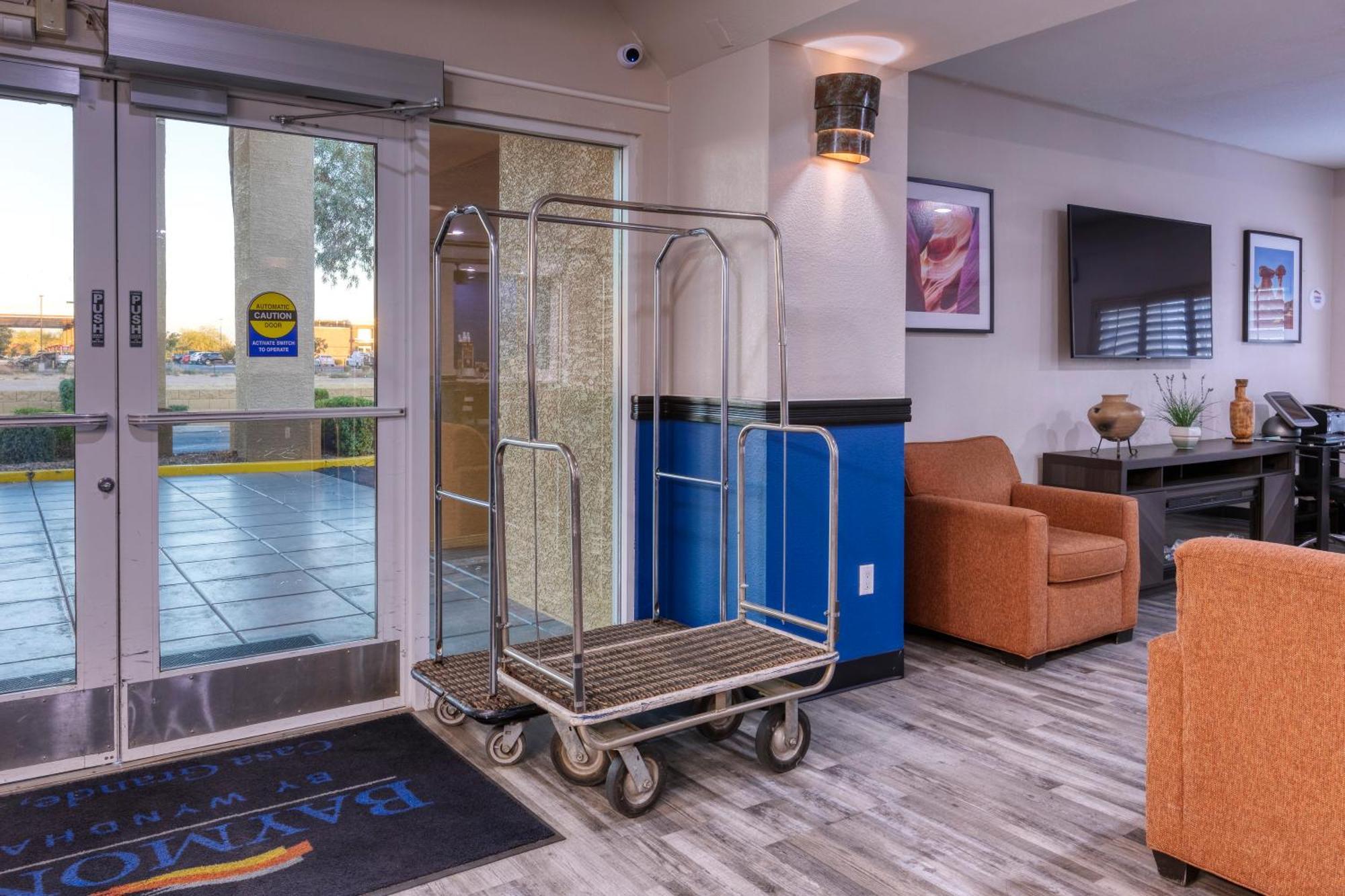 Baymont By Wyndham Casa Grande Hotel Екстериор снимка
