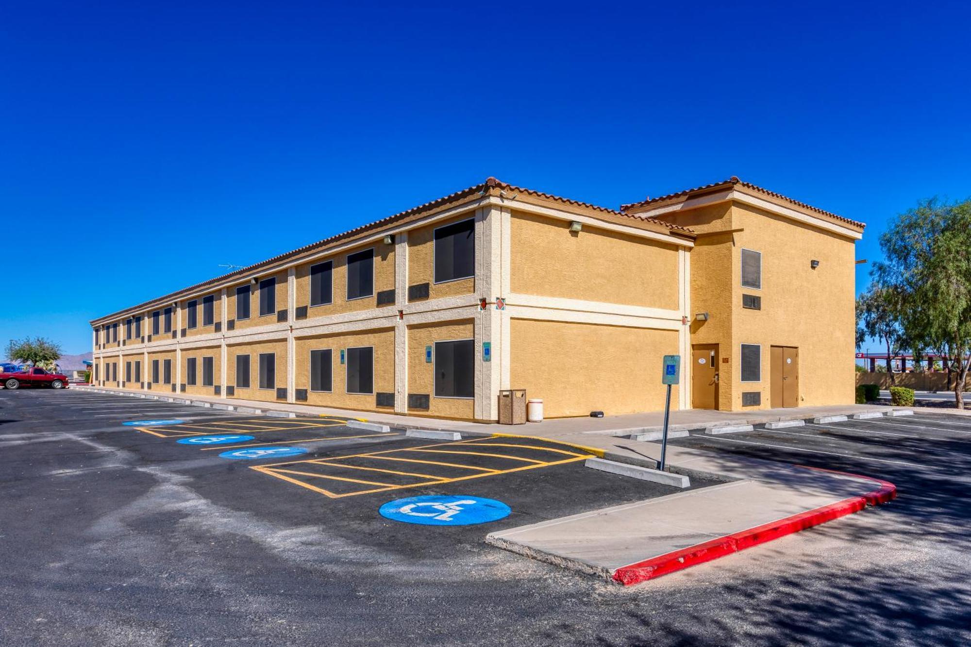 Baymont By Wyndham Casa Grande Hotel Екстериор снимка