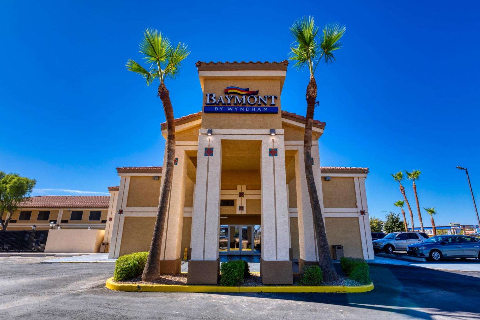 Baymont By Wyndham Casa Grande Hotel Екстериор снимка