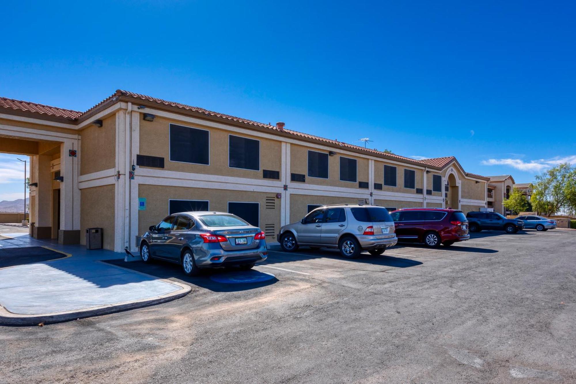 Baymont By Wyndham Casa Grande Hotel Екстериор снимка