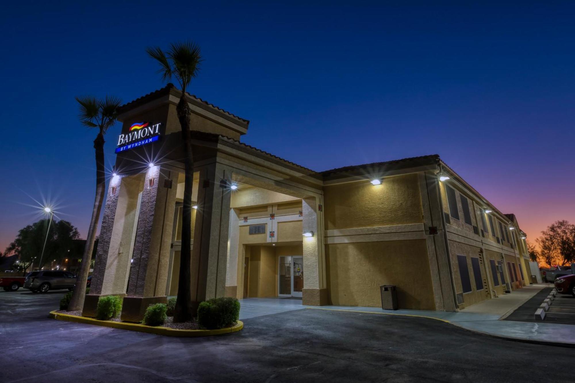 Baymont By Wyndham Casa Grande Hotel Екстериор снимка