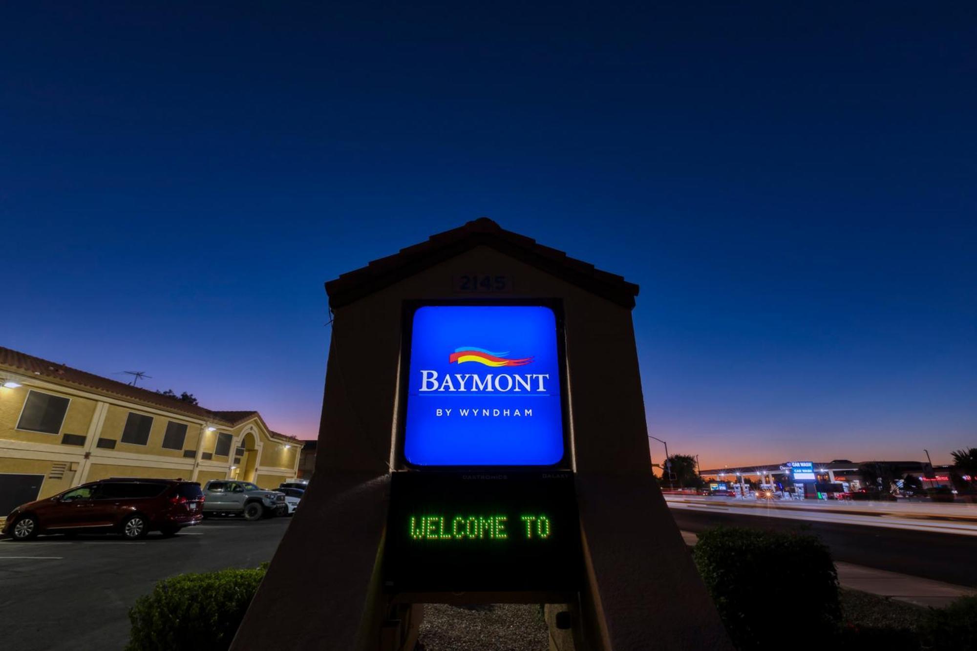 Baymont By Wyndham Casa Grande Hotel Екстериор снимка