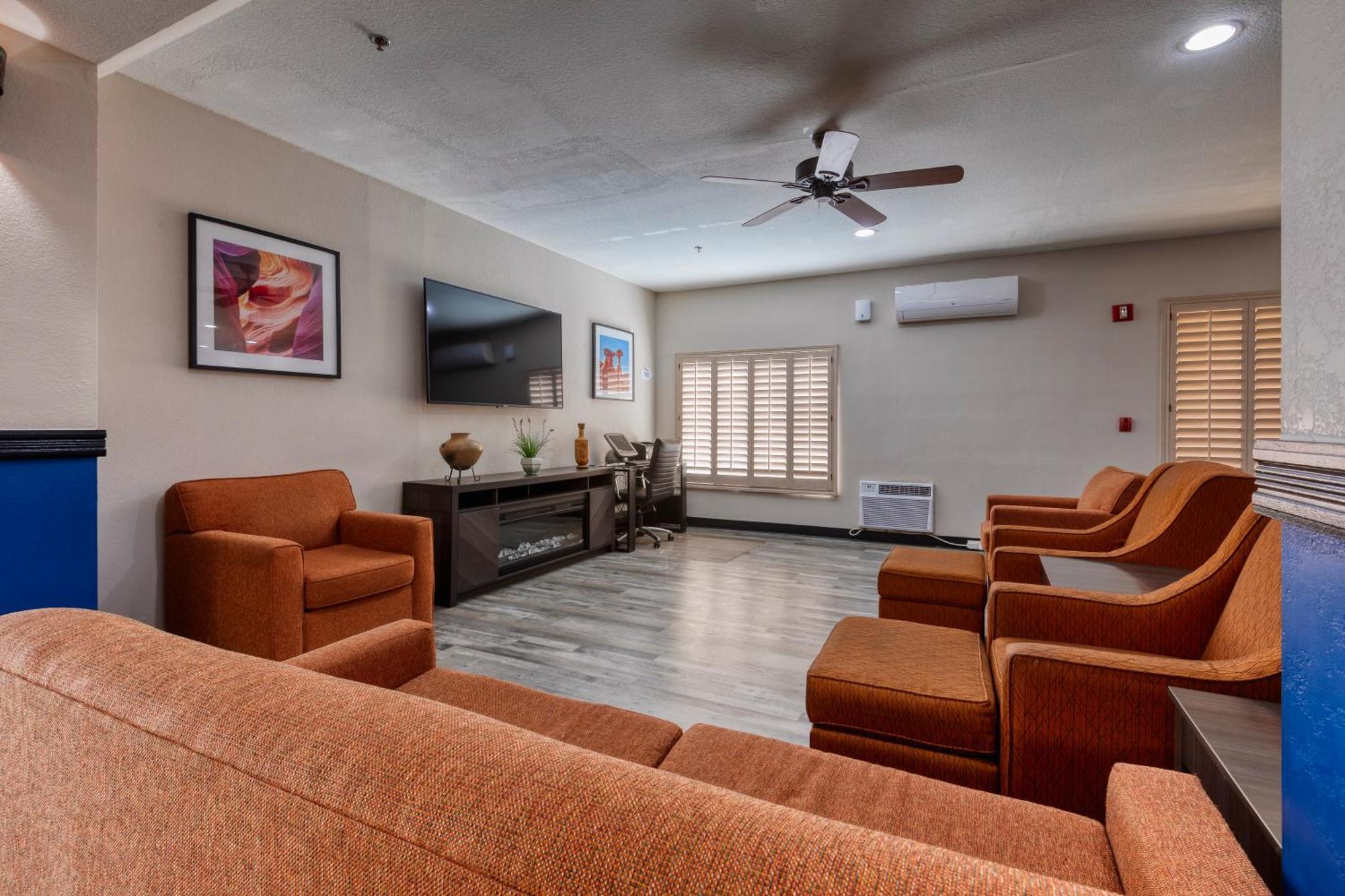 Baymont By Wyndham Casa Grande Hotel Екстериор снимка